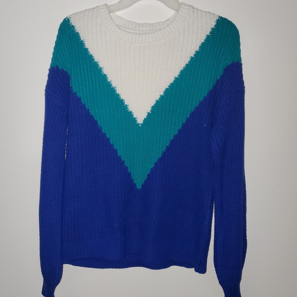 Brand new ladies sweater - Picture 1 of 7